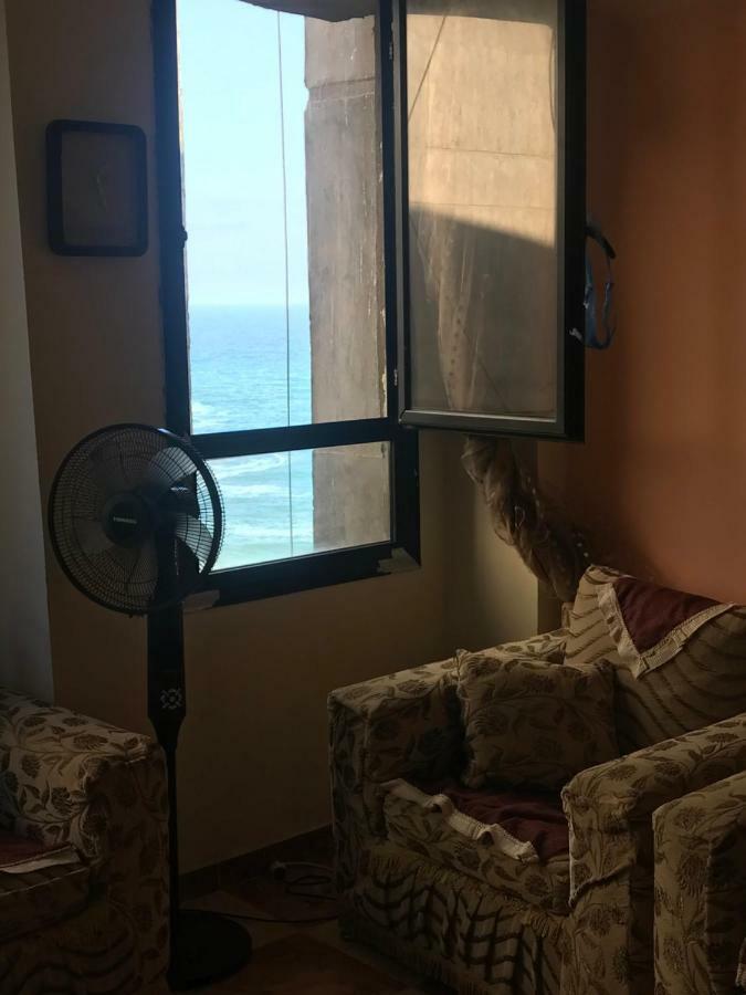 Cozy New 2 Bd Amazing Beach View Next To Hilton Hotel Family Only !العائلات فقط Alexandria Exterior foto